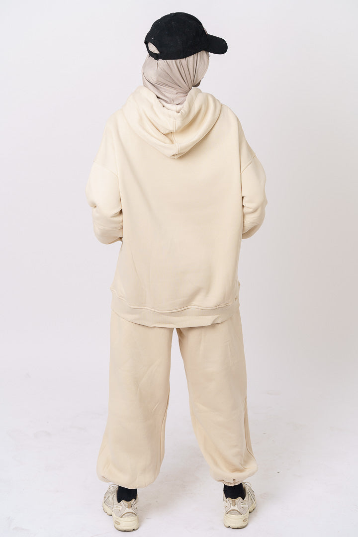 ensemble-hoodie-oversize-beige