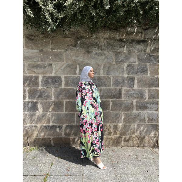ROBE_FLEURIE_NOIR_SHAMS