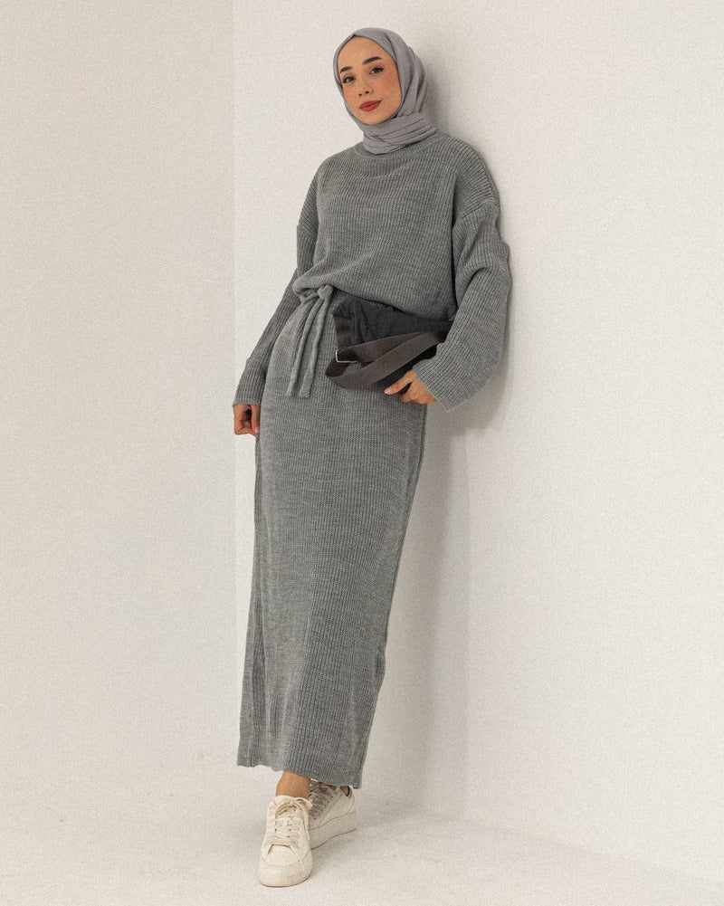 ROBE_GRISE_EN_MAILLE_GRISE_SHAMS