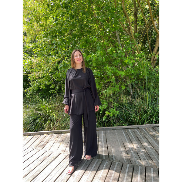 ensemble-noir-manches-bouffantes-noir-dresswithshams