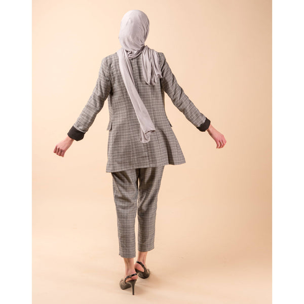 Costume Grey
